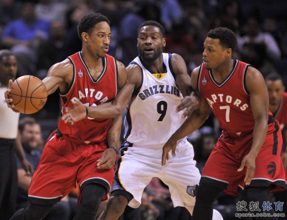  公牛德罗赞末节发力仍不敌热火遭遇三连败  